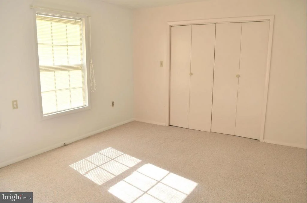 Photo of 8907 YORKSHIRE LANE
