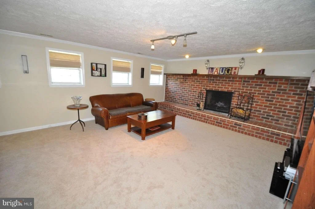 Photo of 24509 WELSH ROAD