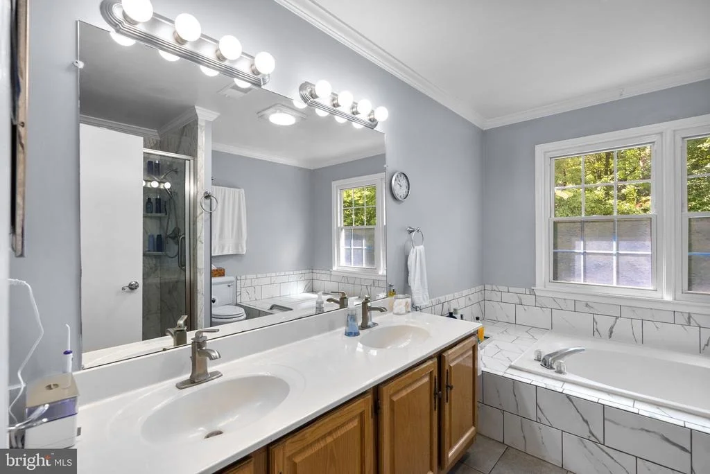 Photo of 14021 HEATHERSTONE DRIVE