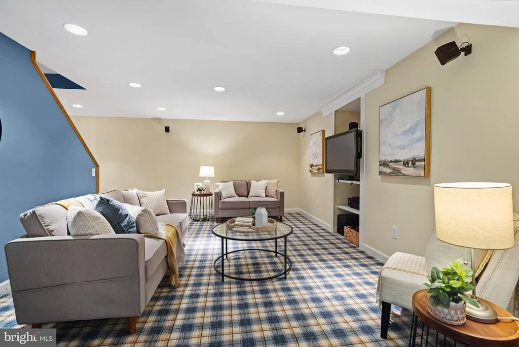 Photo of 11610 SILVERMAPLE COURT
