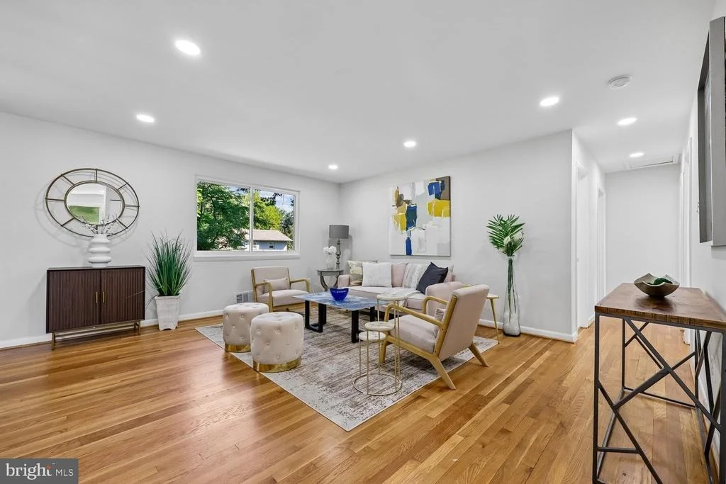 Photo of 901 MALTA LANE