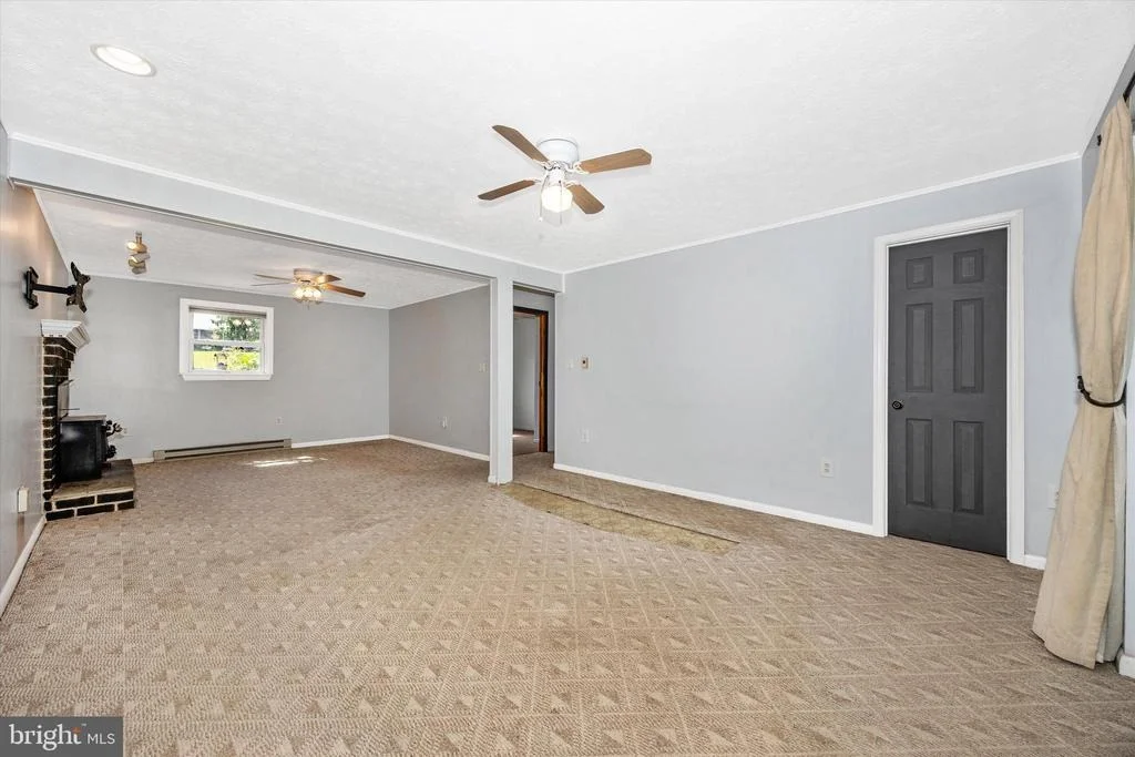 Photo of 3905 SUGARLOAF DRIVE