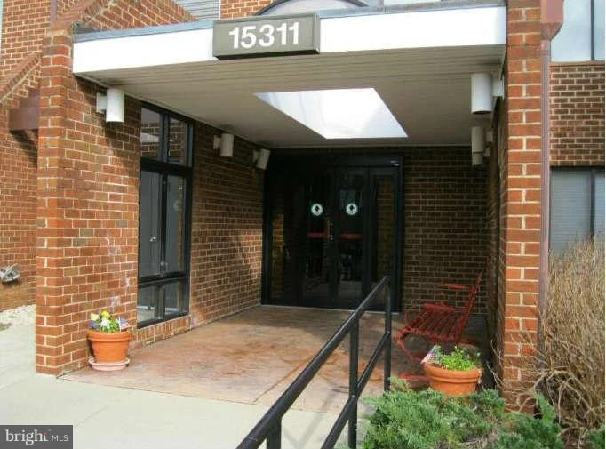 Photo of Unit 871B at 15311 PINE ORCHARD DRIVE