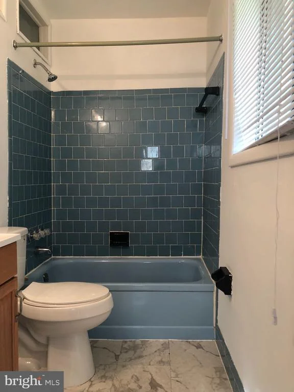 Photo of 7311 KIPLING PARKWAY