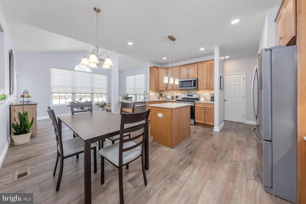 Photo of 633 WORCESTER DRIVE