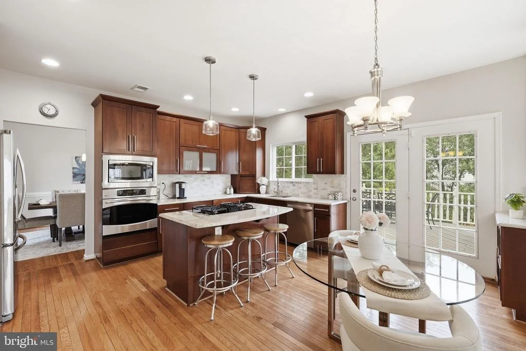 Photo of 44028 TAVERN DRIVE