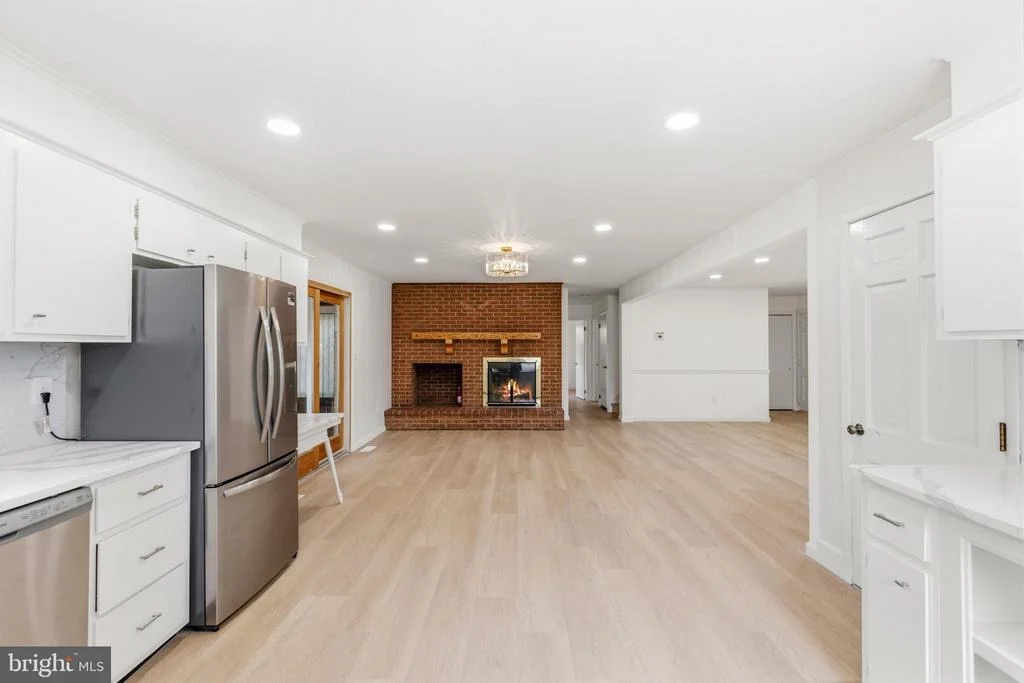 Photo of 6783 SUNNYBROOK DRIVE