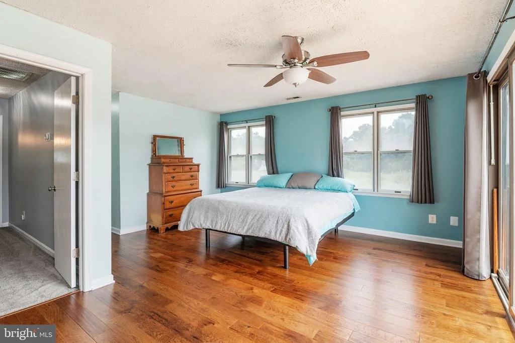 Photo of 1241 JOHNSON DRIVE