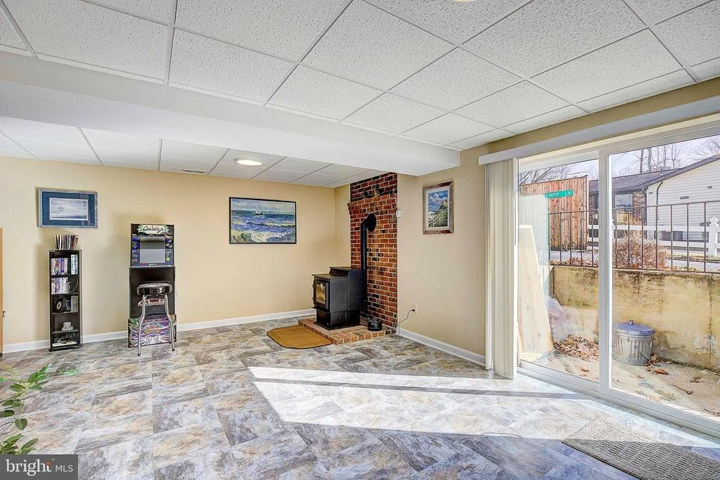 Photo of 5018 LONG BEACH ROAD