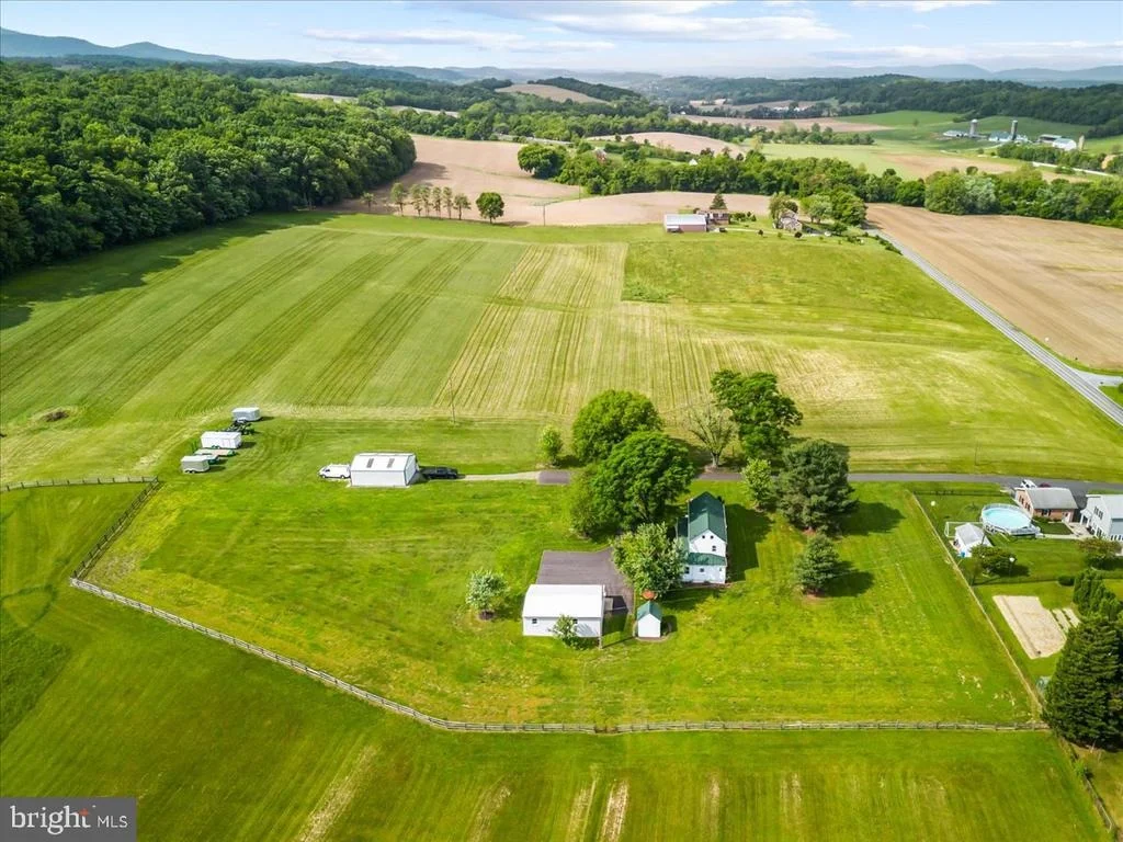 Photo of 4501 BAKER VALLEY ROAD