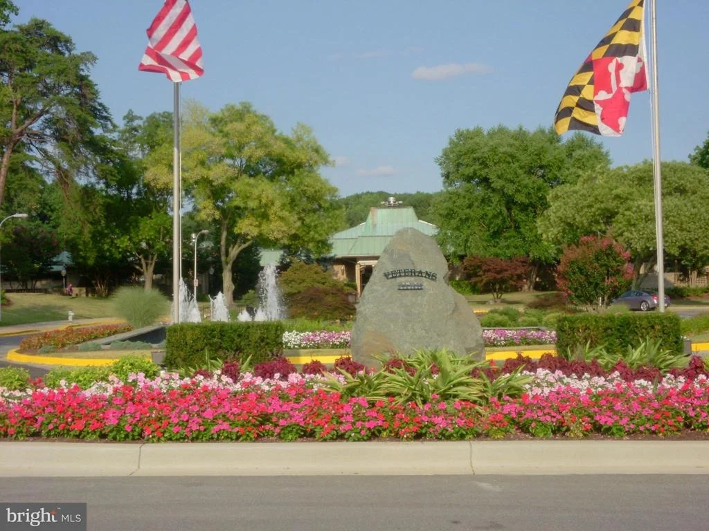 Photo of Unit 3814 at 15115 INTERLACHEN DRIVE
