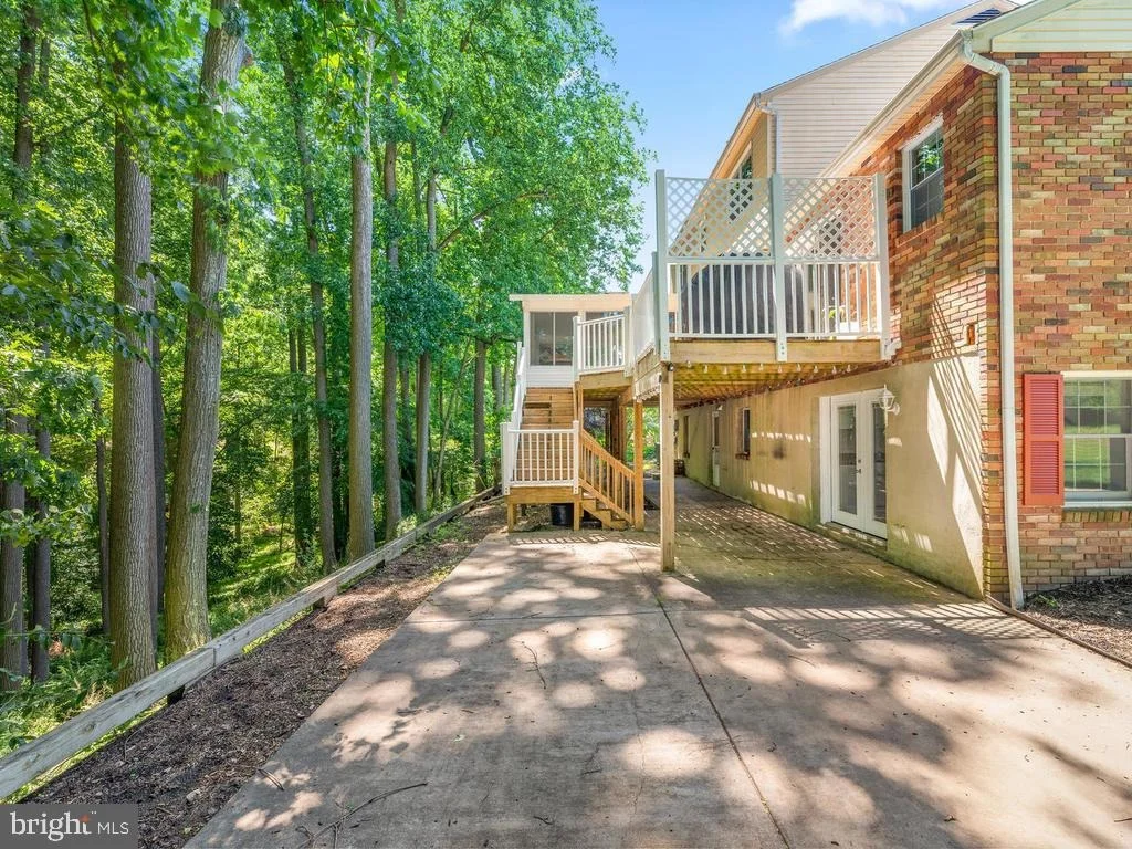 Photo of 2106 MOUNT HEBRON DRIVE