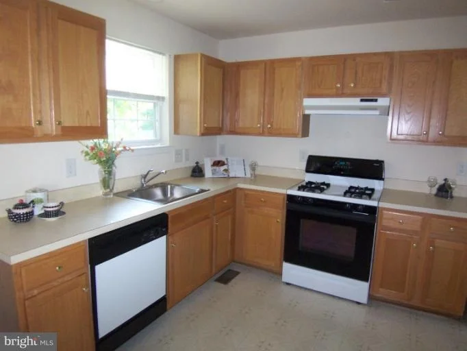 Photo of 6402 TIFFANY COURT