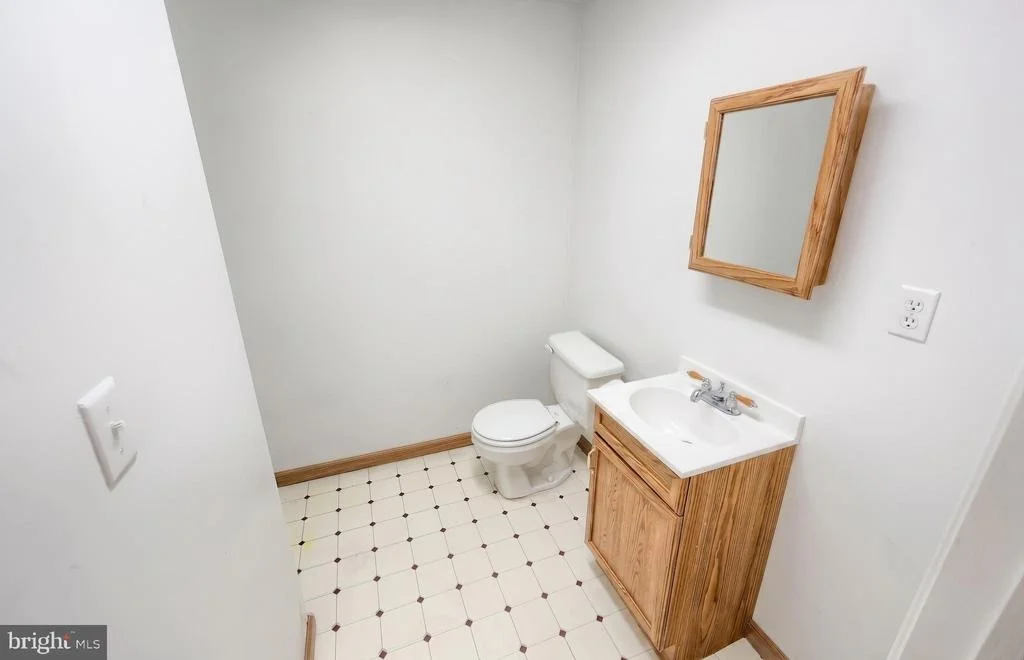 Photo of 24 SQUIRE CIRCLE