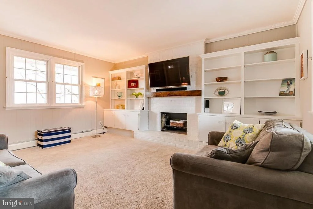 Photo of 9702 LONGVIEW DRIVE