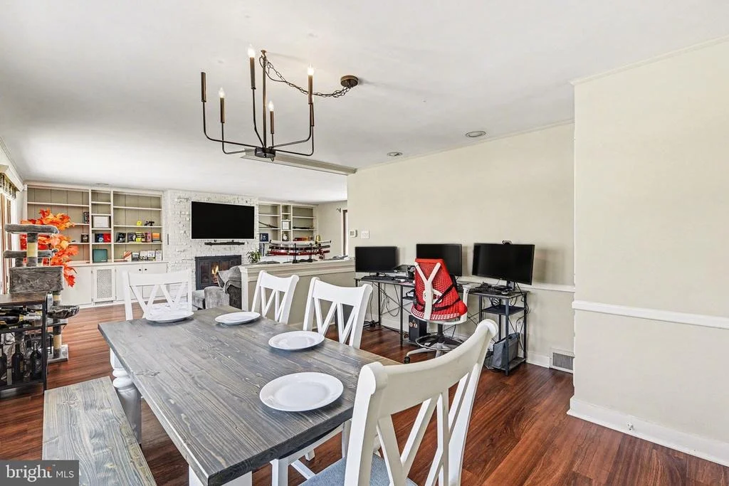 Photo of 3 MARBETH HILL