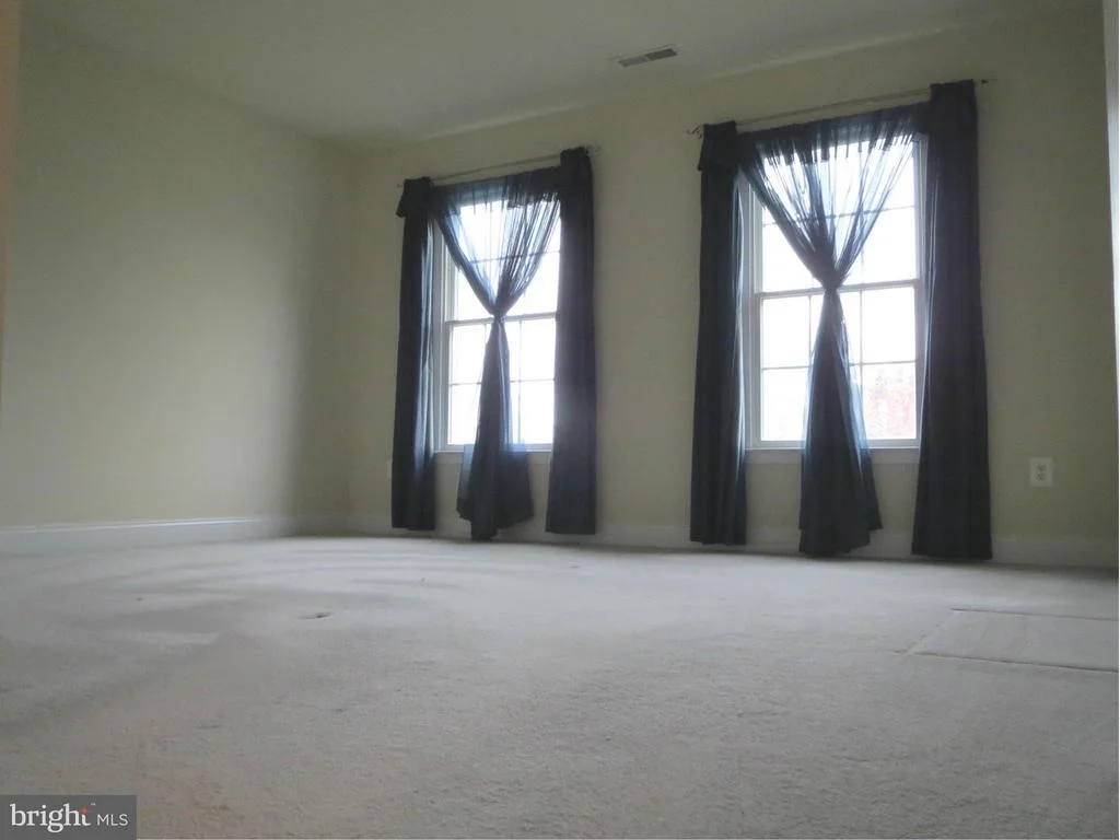 Photo of 21920 MANOR CREST LANE