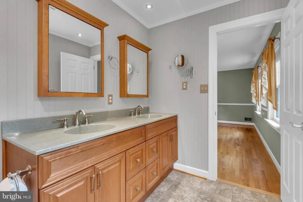 Photo of 5581 HARDESTY ROAD