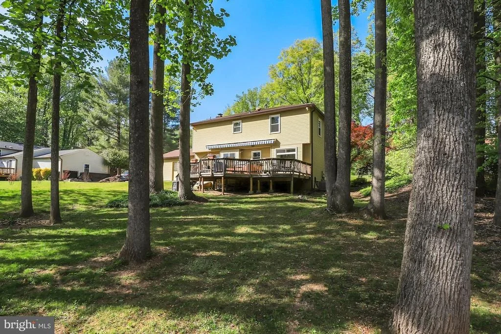 Photo of 6929 COLBURN DRIVE
