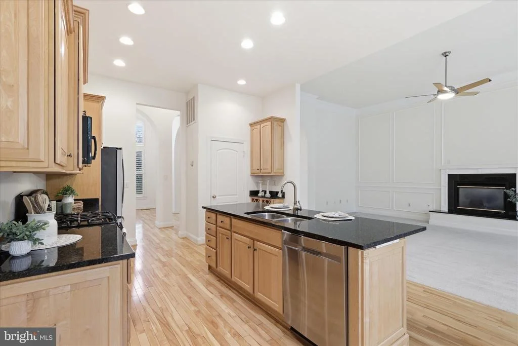 Photo of 8277 ROXBOROUGH LOOP
