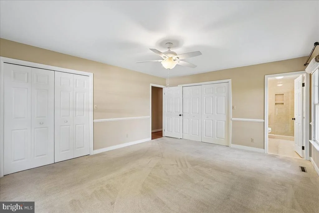 Photo of 8101 SUNDOWN LANE