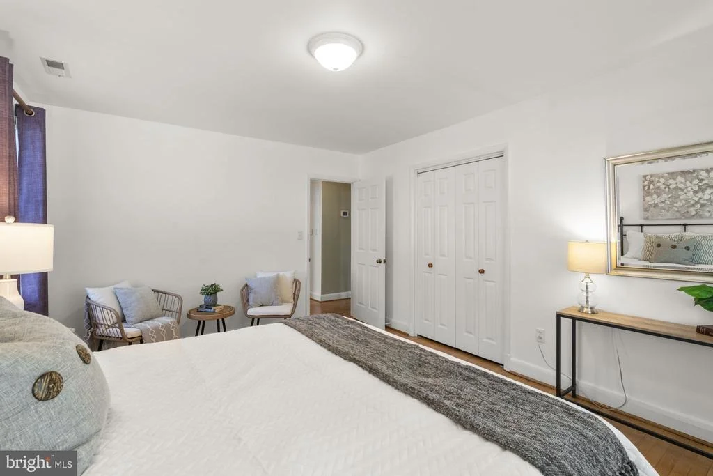Photo of 2206 PLEASANT DRIVE