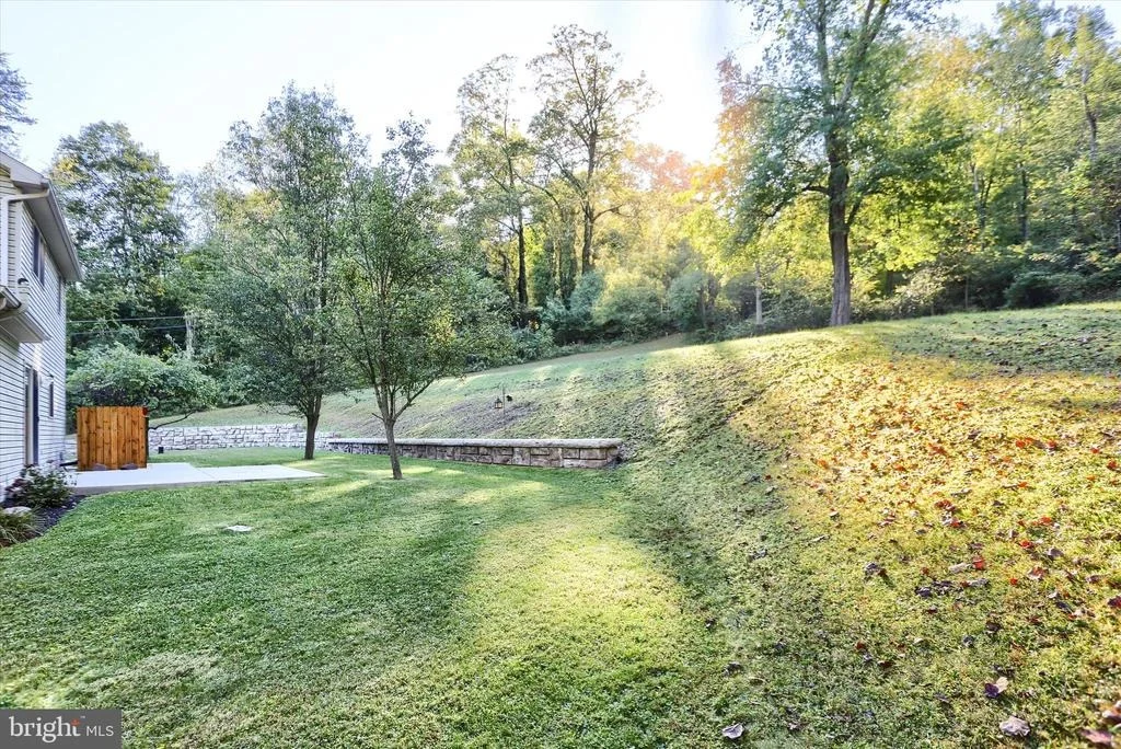 Photo of 615 SINGER LANE