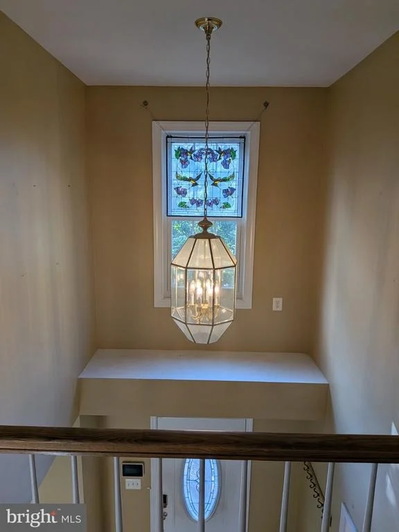 Photo of 823 WOODCREST LOOP