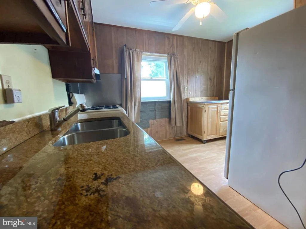 Photo of 4512 FURMAN ROAD