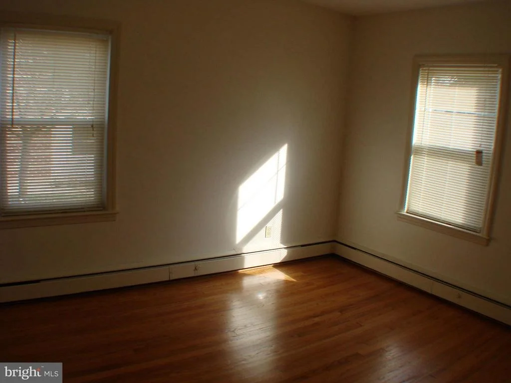 Photo of 706 FAIRVIEW AVENUE