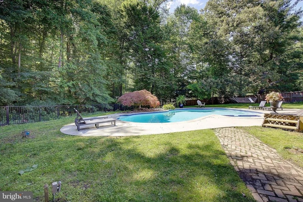 Photo of 2190 HALLMARK COURT