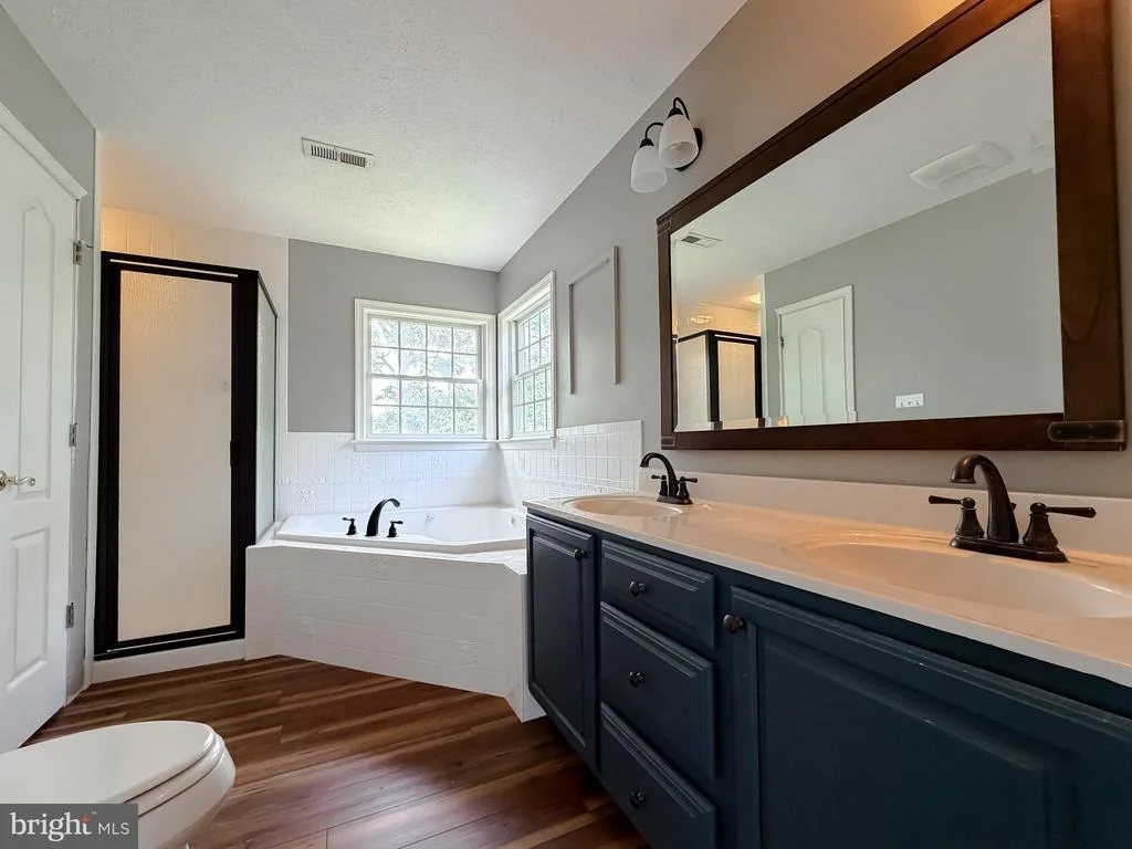 Photo of 40777 CENTER 40 CIRCLE