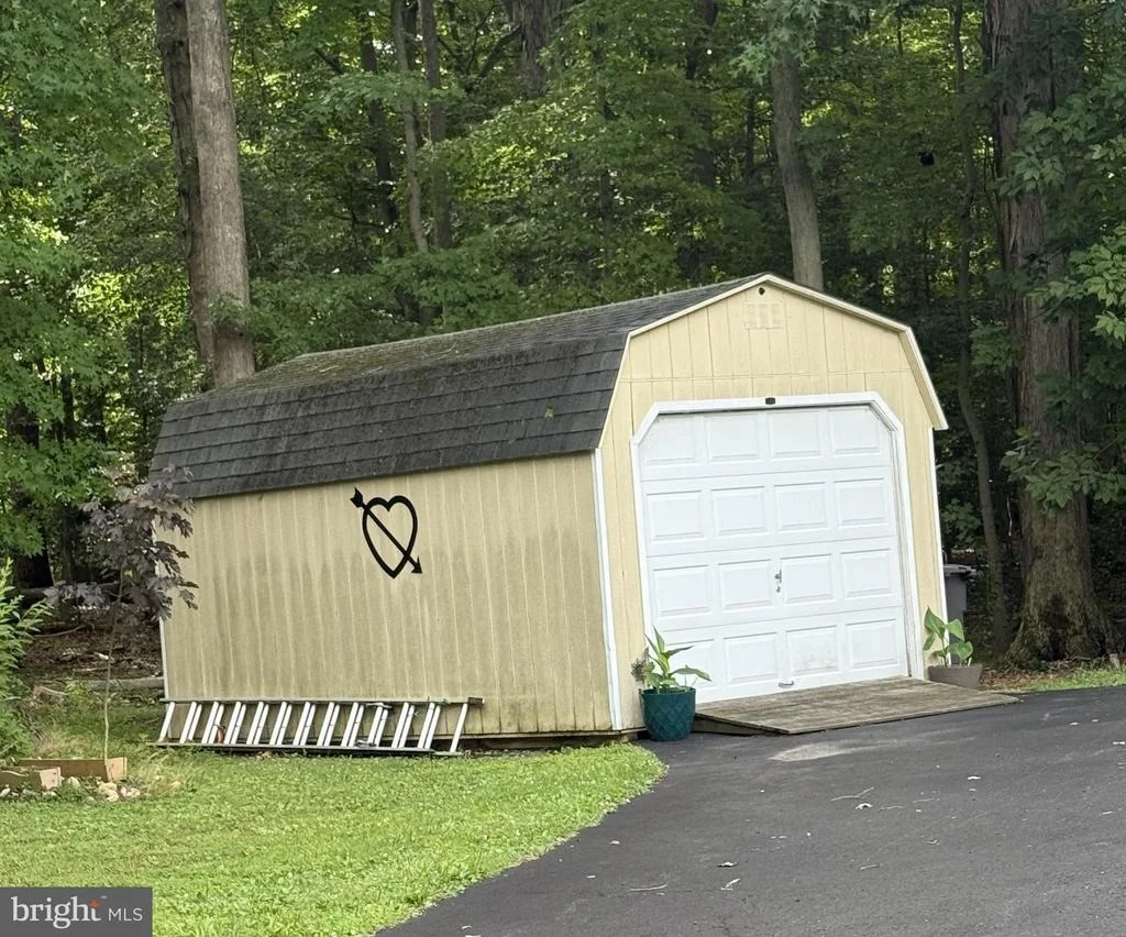 Photo of 201 ROBINSON ROAD