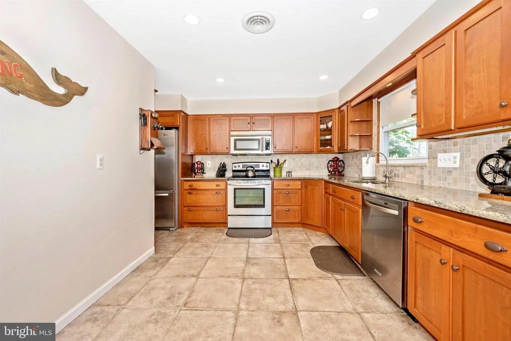 Photo of 25103 OAK DRIVE