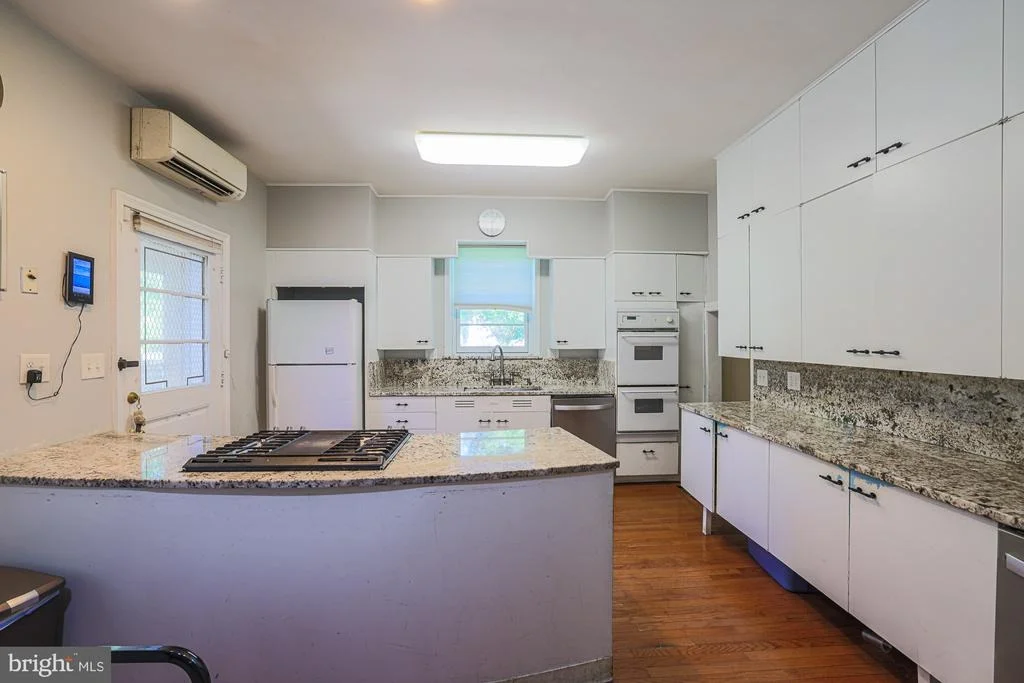 Photo of 3305 BANCROFT ROAD