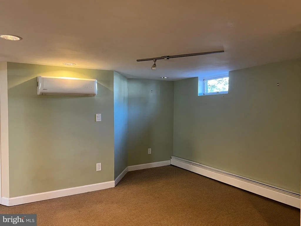 Photo of 106 LINDEN AVENUE