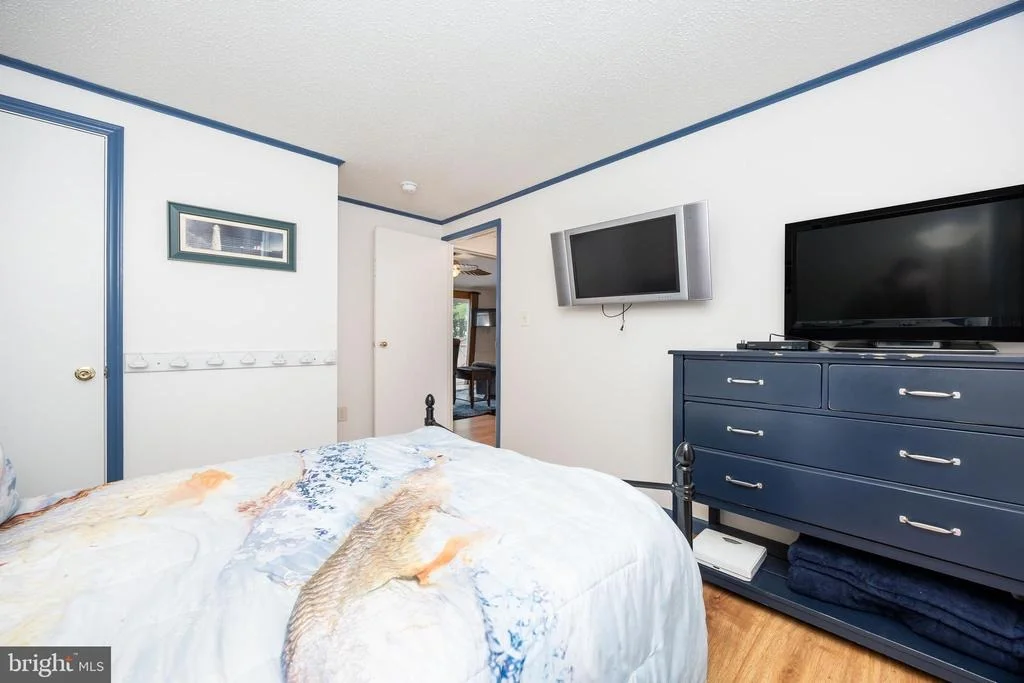 Photo of 7940 RIVERVIEW ROAD