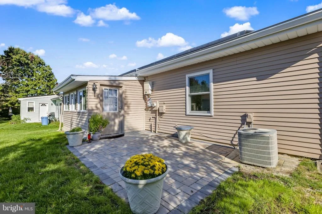 Photo of 79 KINGSTON WAY