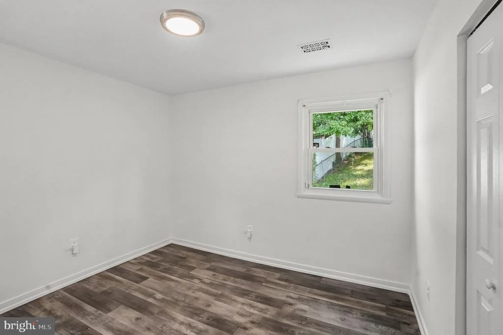 Photo of 627 SEQUOIA DRIVE