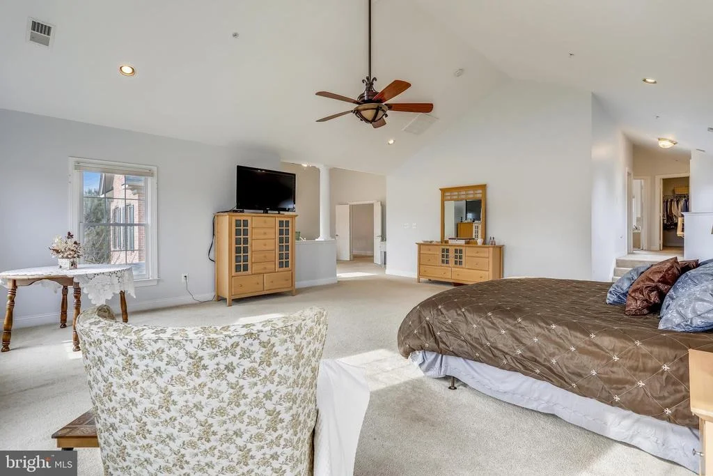 Photo of 24701 FARMVIEW LANE