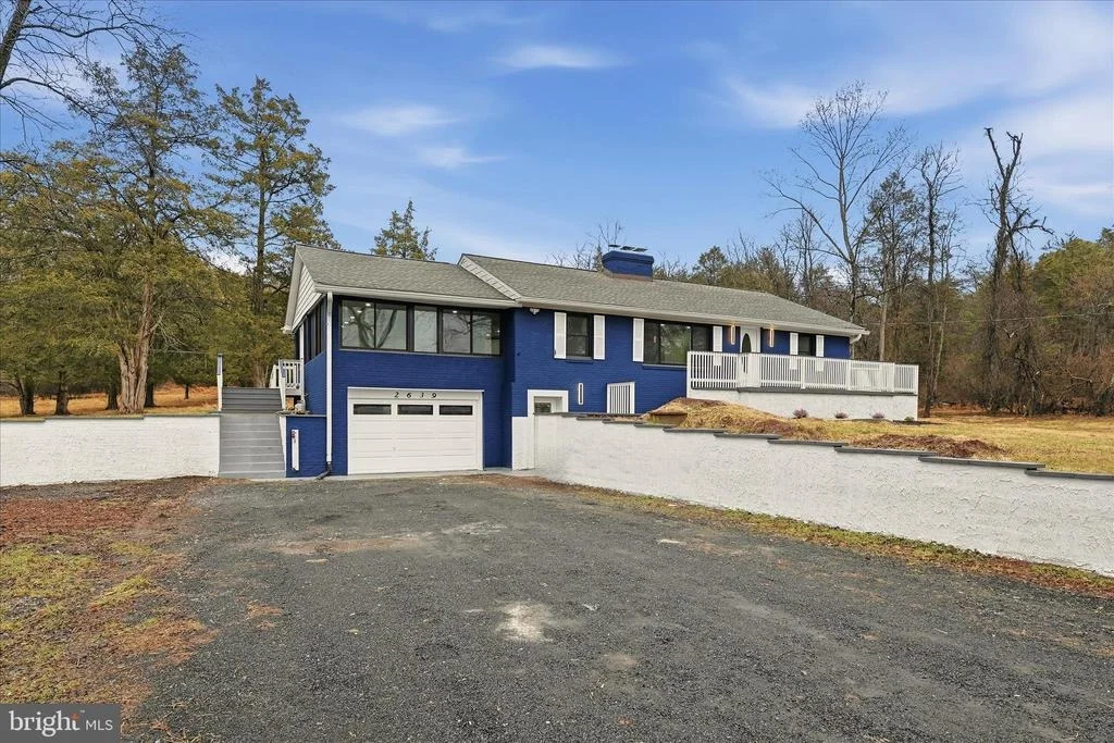 Photo of 2639 LOGMILL ROAD