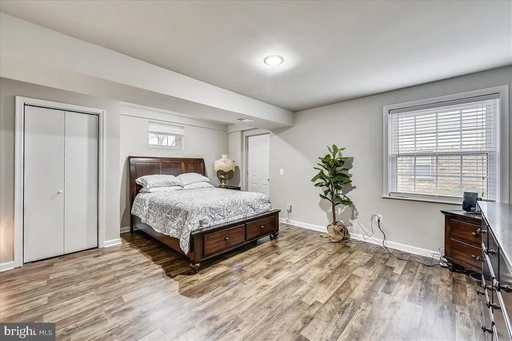 Photo of 9808 GREENVIEW LANE