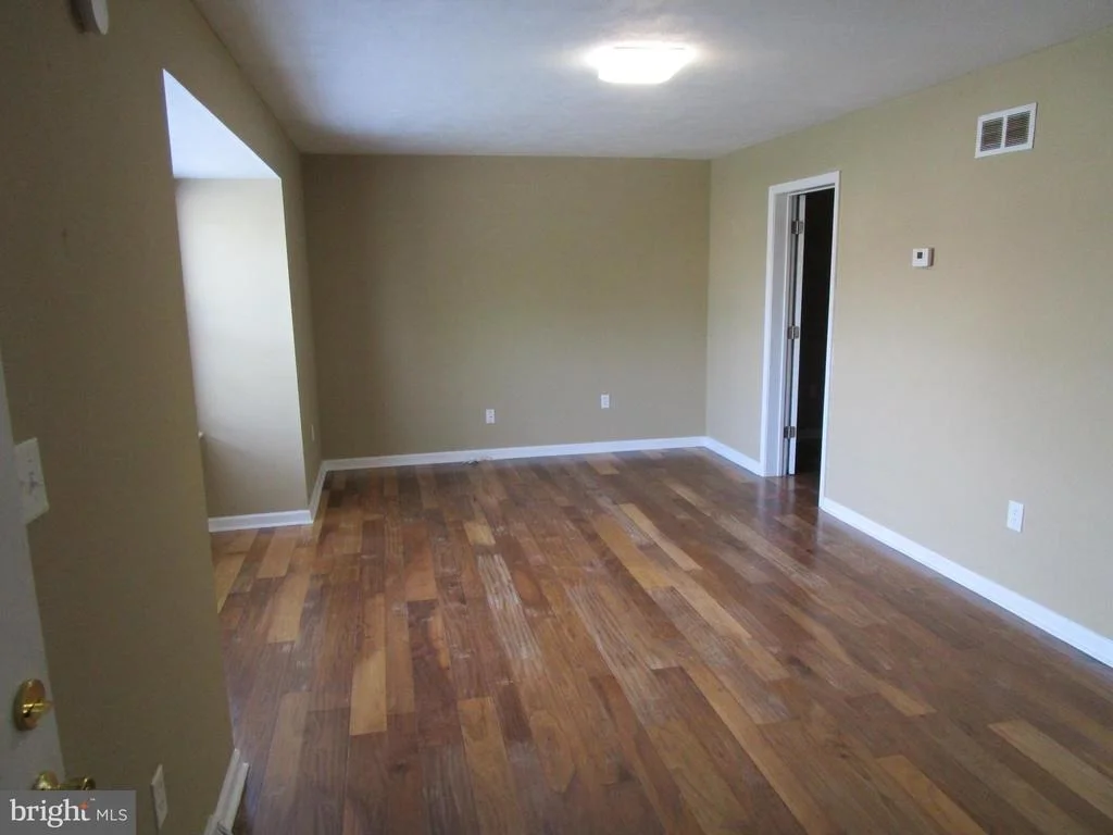 Photo of 791 MILLER DRIVE