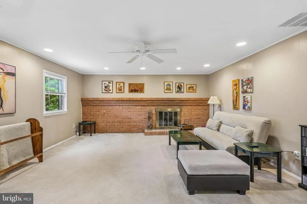 Photo of 2 FOXHALL COURT