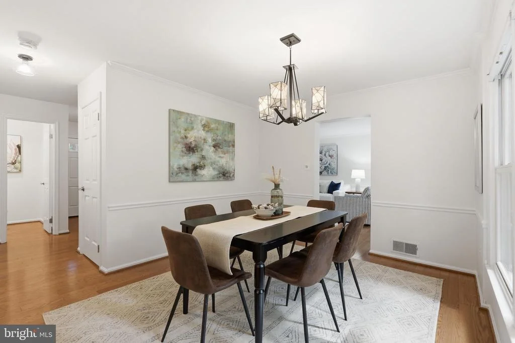 Photo of 10811 MIDSUMMER DRIVE