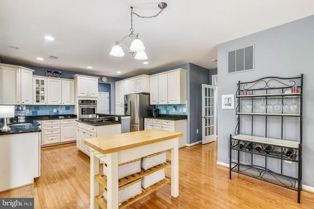 Photo of 25853 SPRING FARM CIRCLE