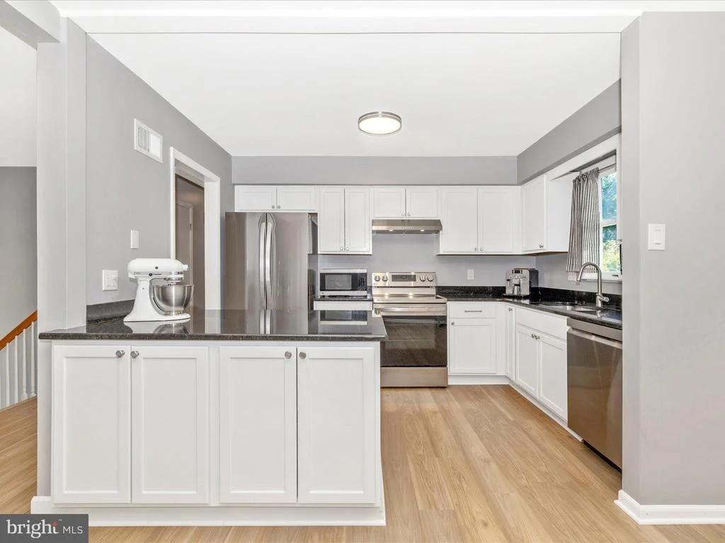 Photo of 7291 BEECHTREE LANE