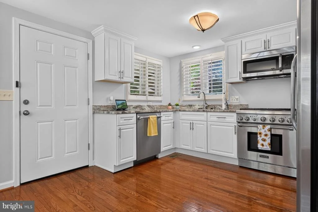 Photo of 13 CHERRY ROAD