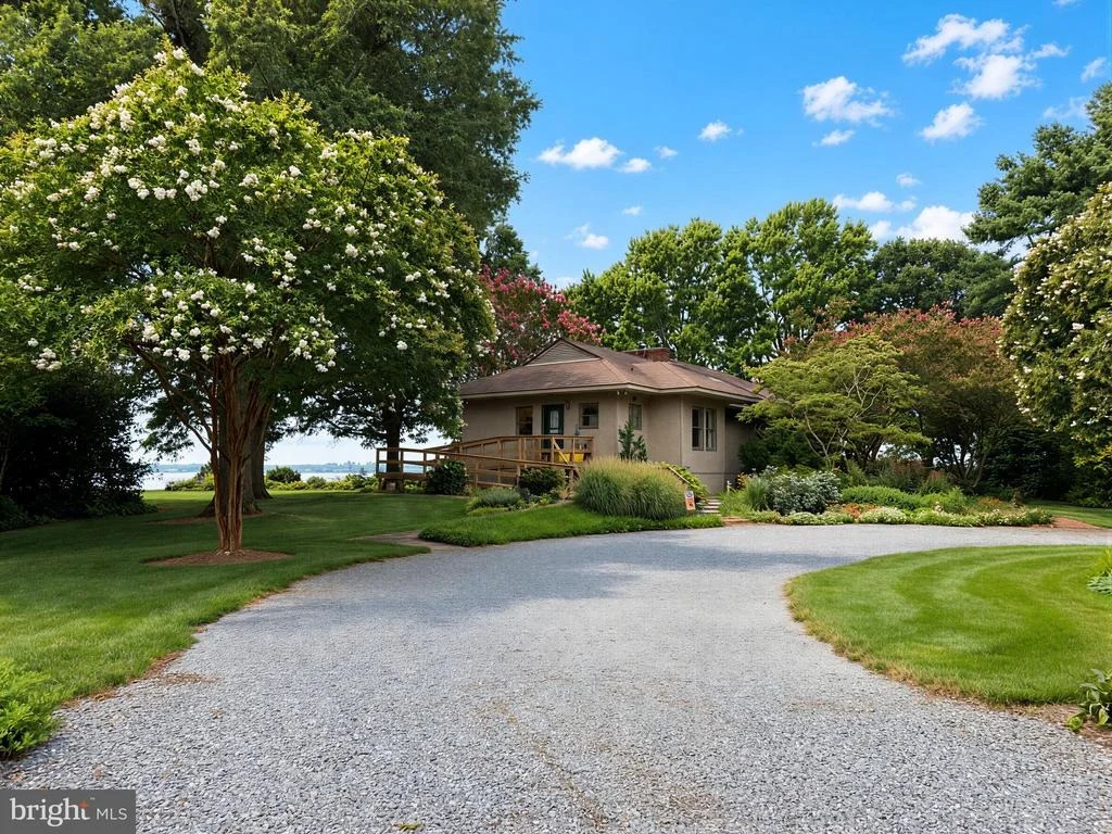 Photo of 2662 MARTHAS WAY