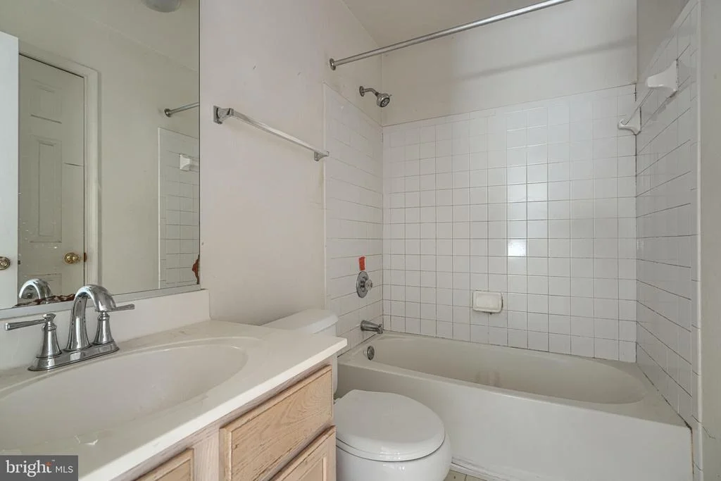 Photo of 2825 CUNNINGHAM DRIVE